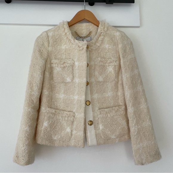 Milly of New York Jackets & Blazers - Milly of New York Women's Cream Boucle Fitted Blazer Four Pockets Size 4